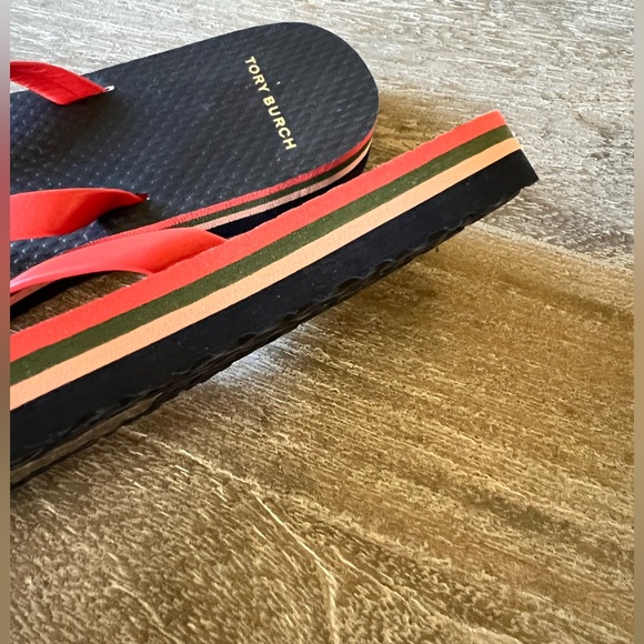 Tory Burch Minnie Logo Flip Flops, 5, NWB - Picture 6 of 11